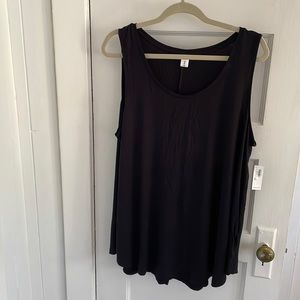 NWT Old Navy XL Tall scoop neck swing tank, black. Never worn, perfect condition